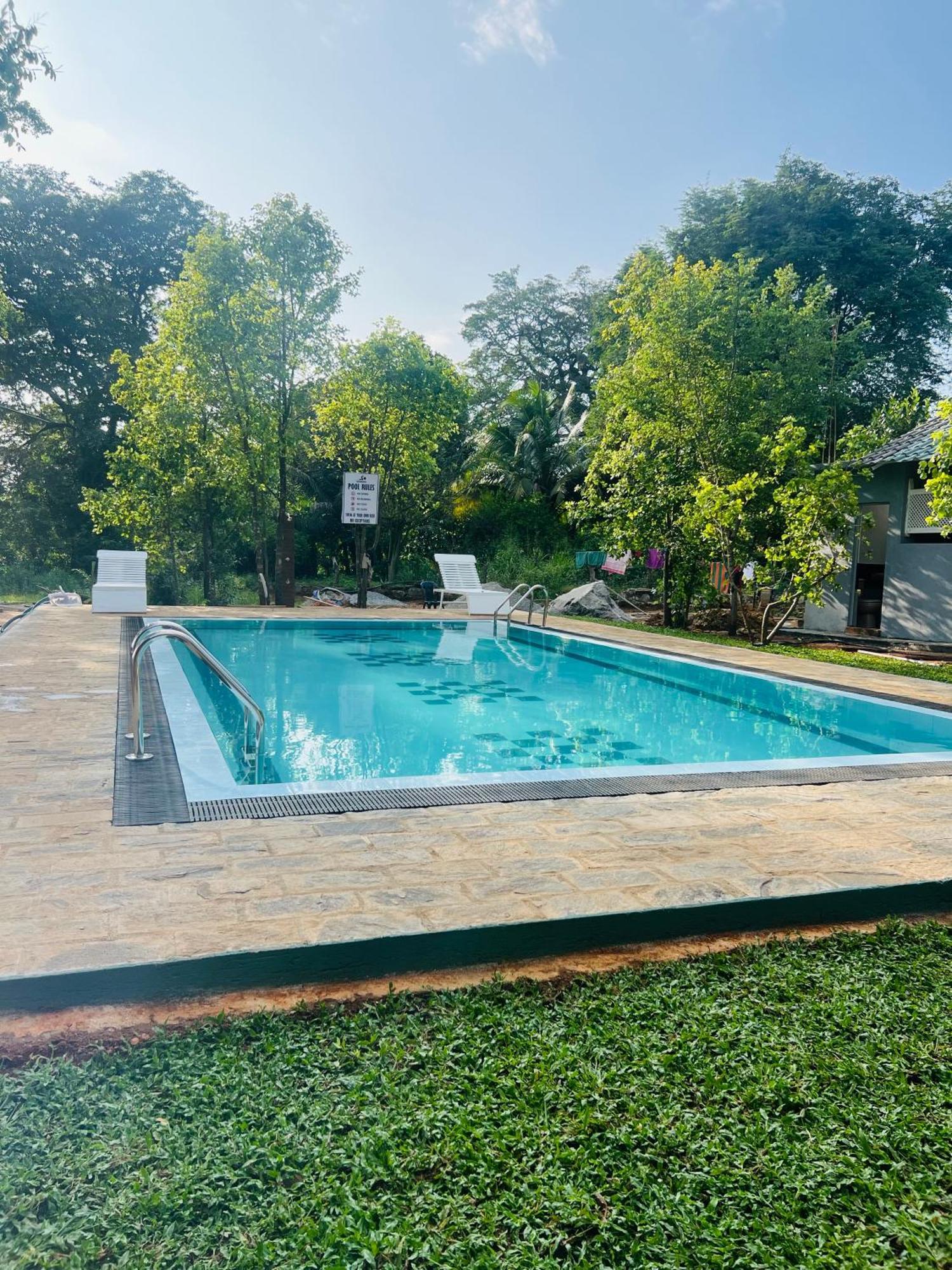 Maapagala Resort Sigiriya Esterno foto